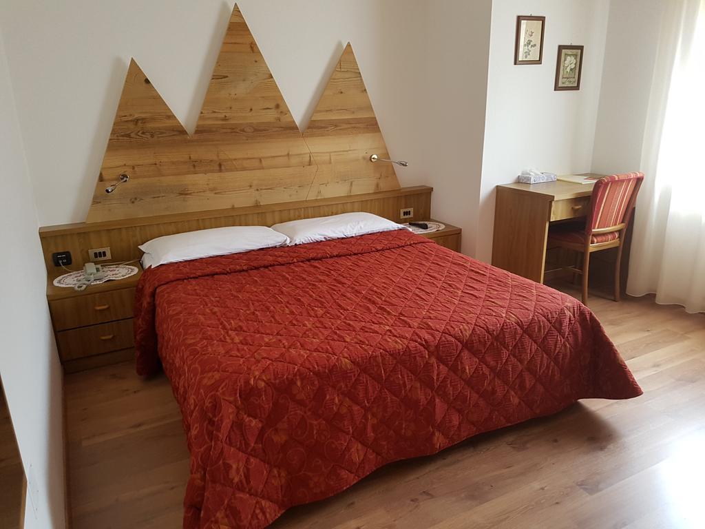 Hotel Ciampian Моена Екстер'єр фото